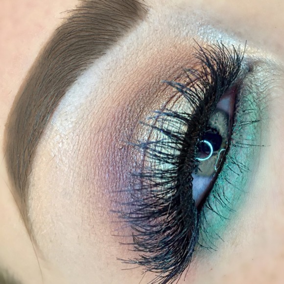 Meet your Posher, Jennifer - Picture 1 of 1